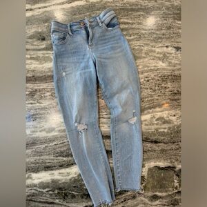 Express Jeans Curvy Skinny Mid-Rise Size 2 Regular